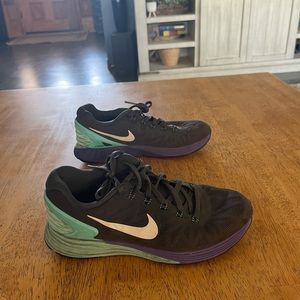 Nike shoes